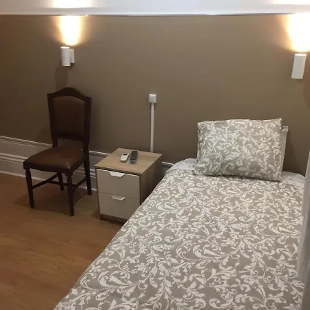 Residencial Lira - Bed and breakfast Oporto